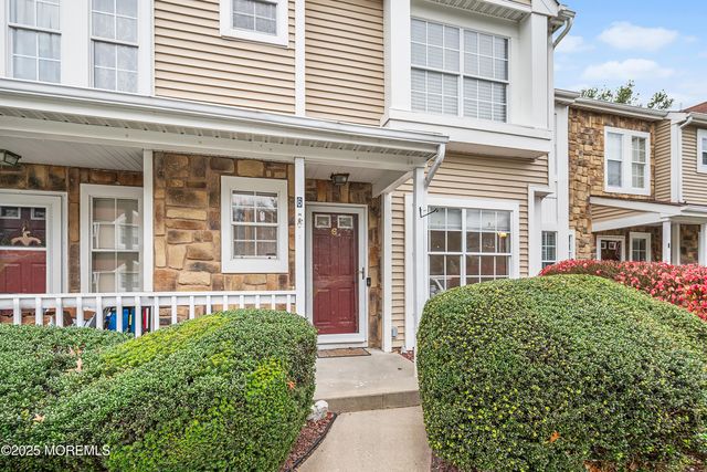 6 Groom Court, Tinton Falls, NJ 07753