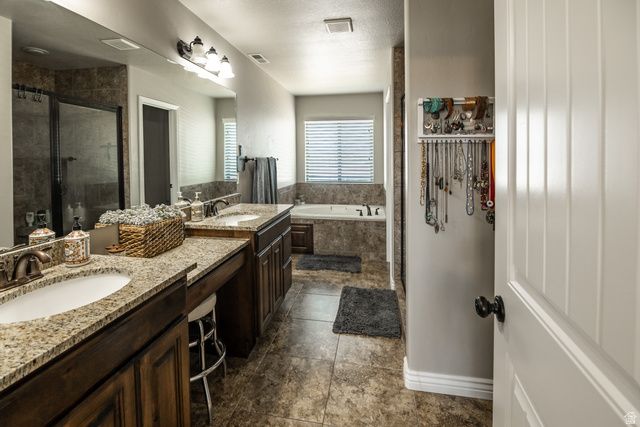 4118 W 1235 S, Syracuse, UT 84075