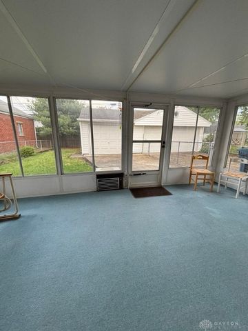 5048 Pensacola Boulevard, Moraine, OH 45439