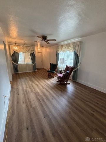 5048 Pensacola Boulevard, Moraine, OH 45439