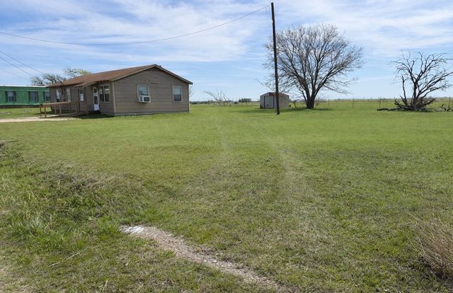 1105 Shabazz Street, Milford, TX 76670