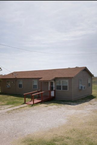 1105 Shabazz Street, Milford, TX 76670