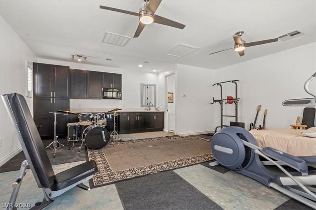 7001 Via Locanda Avenue, Las Vegas, NV 89131