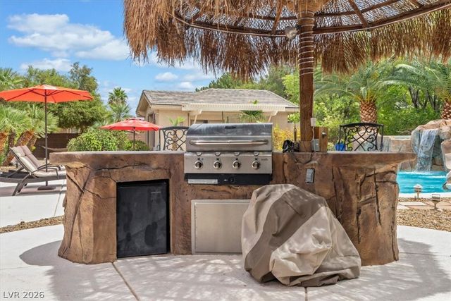 7001 Via Locanda Avenue, Las Vegas, NV 89131