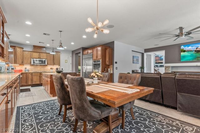 7001 Via Locanda Avenue, Las Vegas, NV 89131