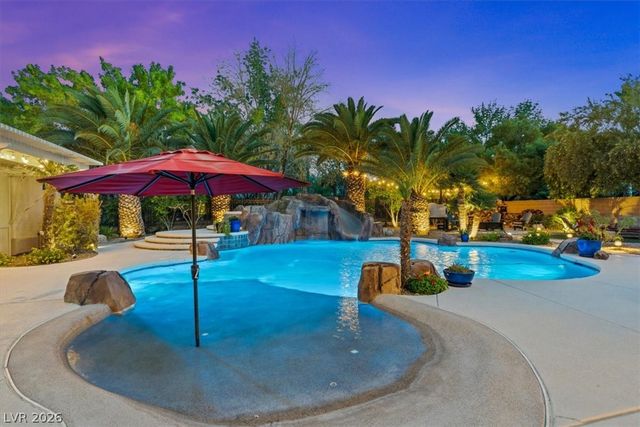 7001 Via Locanda Avenue, Las Vegas, NV 89131