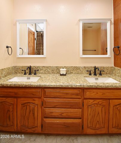 807 W DETROIT Street, Chandler, AZ 85225
