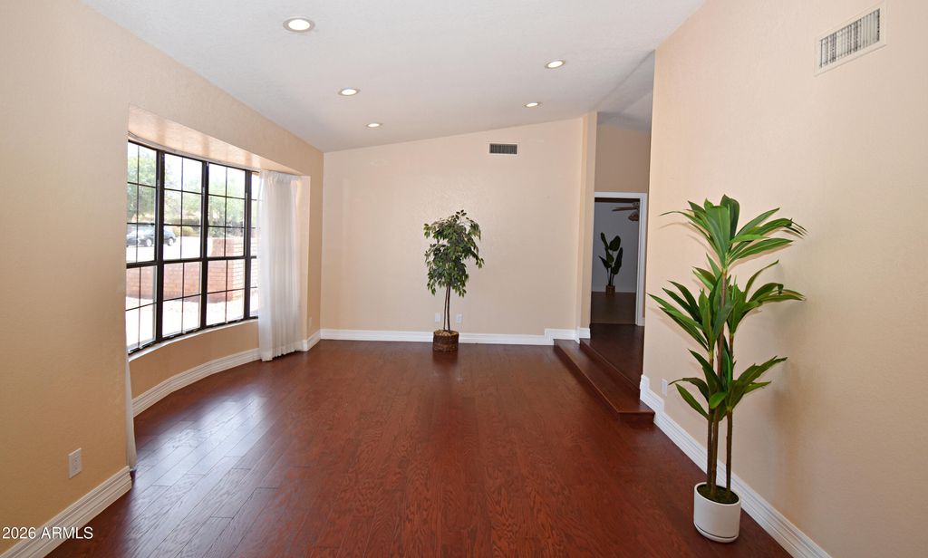 807 W DETROIT Street, Chandler, AZ 85225 — photo 4