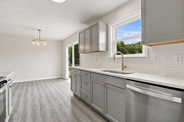 638 Austyn Ter, Columbia, TN 38401