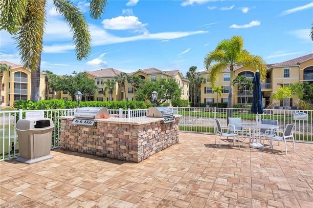 4105 Residence DR 703, Fort Myers, FL 33901