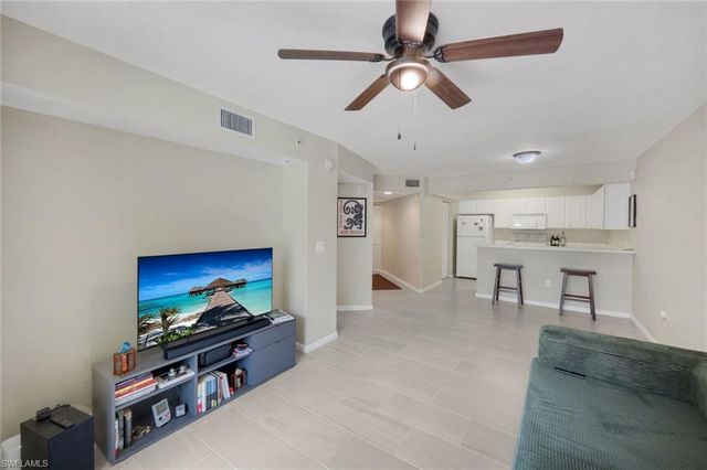 4105 Residence DR 703, Fort Myers, FL 33901