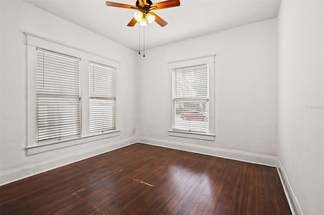 102 W NORTH STREET, Tampa, FL 33604