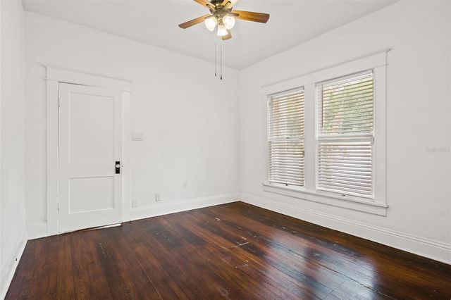 102 W NORTH STREET, Tampa, FL 33604