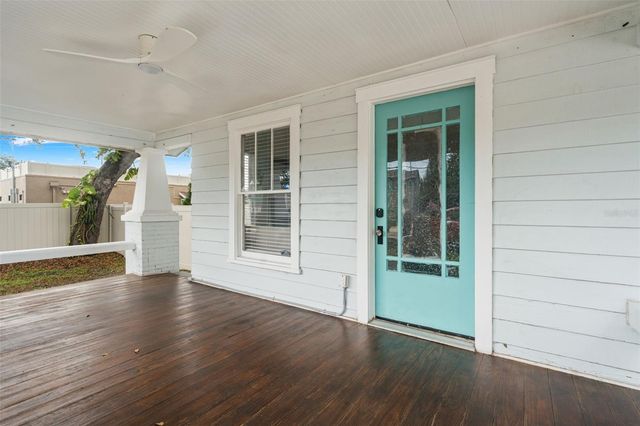 102 W NORTH STREET, Tampa, FL 33604