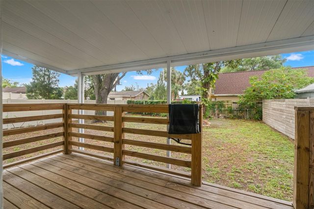 102 W NORTH STREET, Tampa, FL 33604