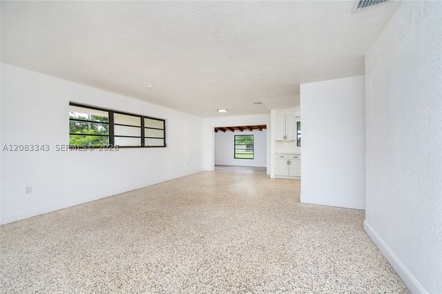955 NW 15th St, Homestead, FL 33030