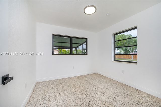 955 NW 15th St, Homestead, FL 33030