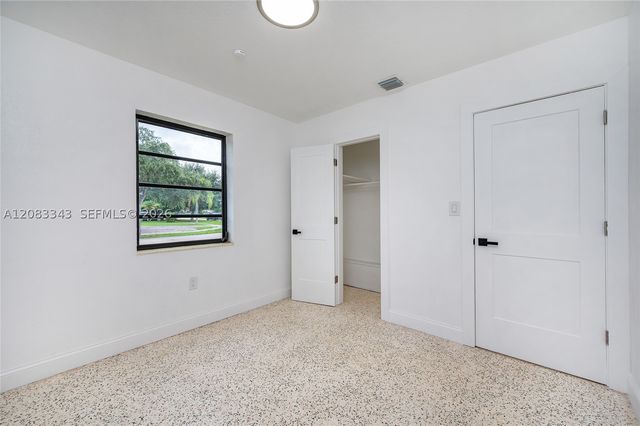 955 NW 15th St, Homestead, FL 33030