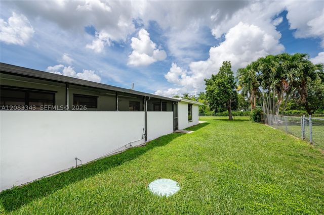 955 NW 15th St, Homestead, FL 33030