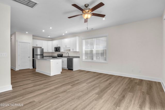 7052 Crew Drive, Leland, NC 28451