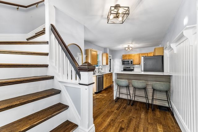 55 School St, Groveland, MA 01834
