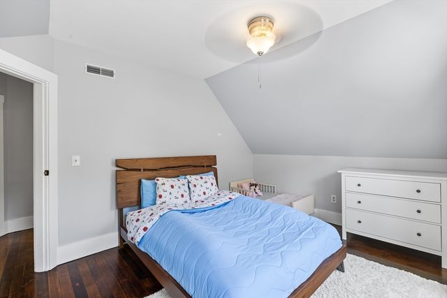 55 School St, Groveland, MA 01834