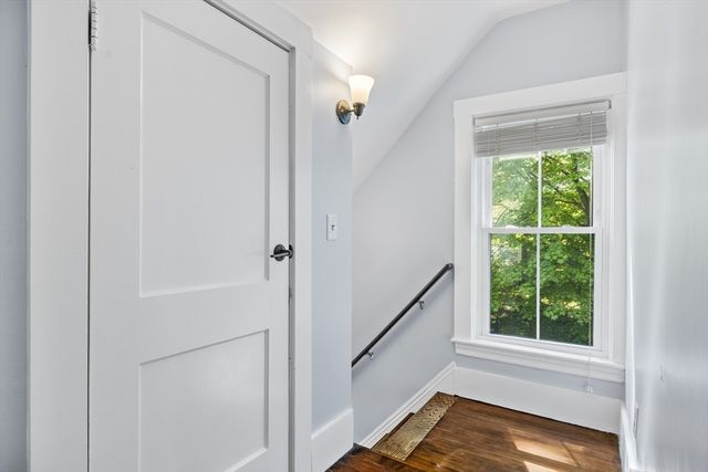 55 School St, Groveland, MA 01834