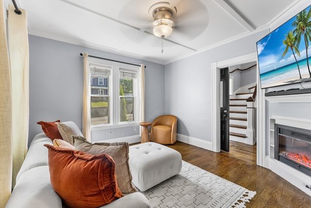 55 School St, Groveland, MA 01834