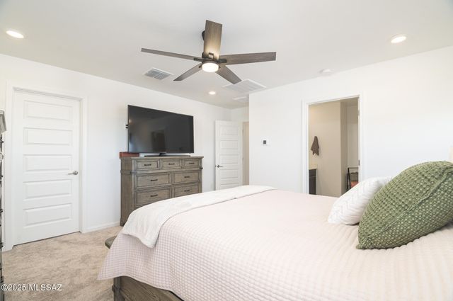 7121 W Vineridge Drive, Tucson, AZ 85757