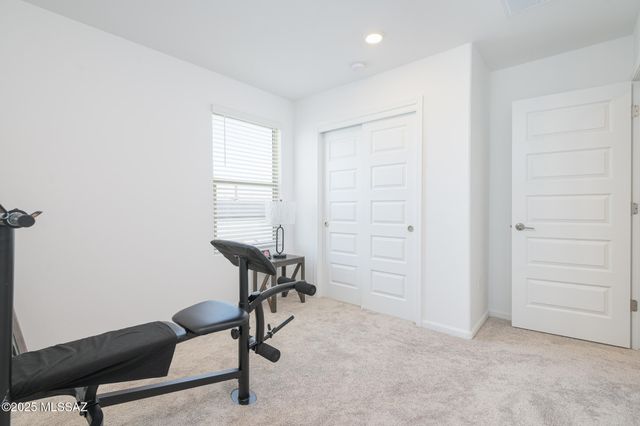 7121 W Vineridge Drive, Tucson, AZ 85757