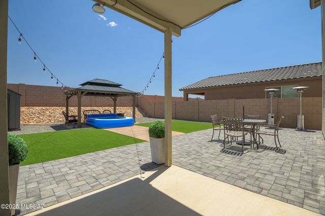 7121 W Vineridge Drive, Tucson, AZ 85757