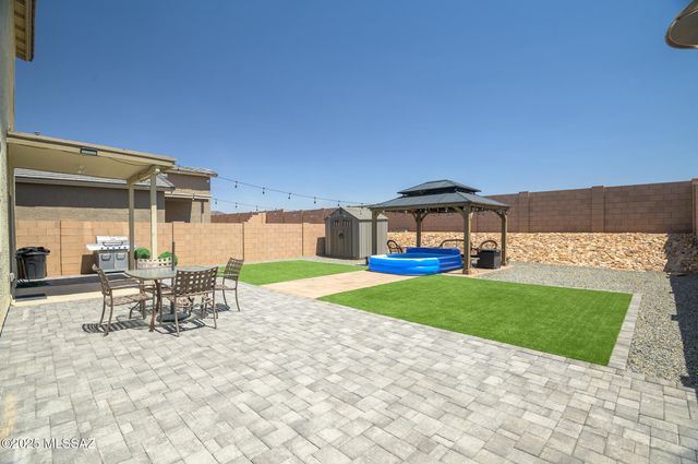 7121 W Vineridge Drive, Tucson, AZ 85757