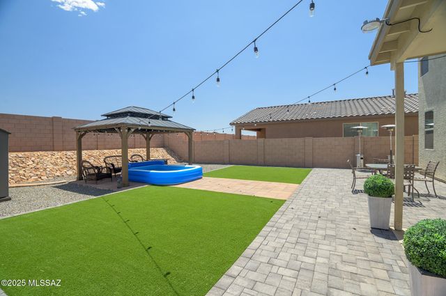 7121 W Vineridge Drive, Tucson, AZ 85757