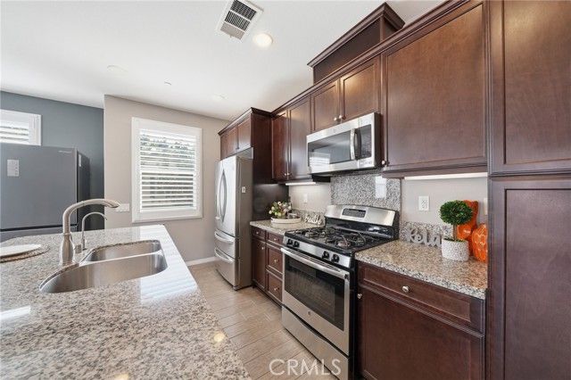 6053 Satterfield Way, Chino, CA 91710