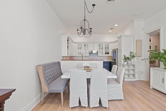 285 SE 6th Avenue O, Delray Beach, FL 33483