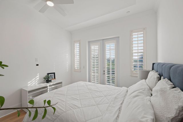 285 SE 6th Avenue O, Delray Beach, FL 33483