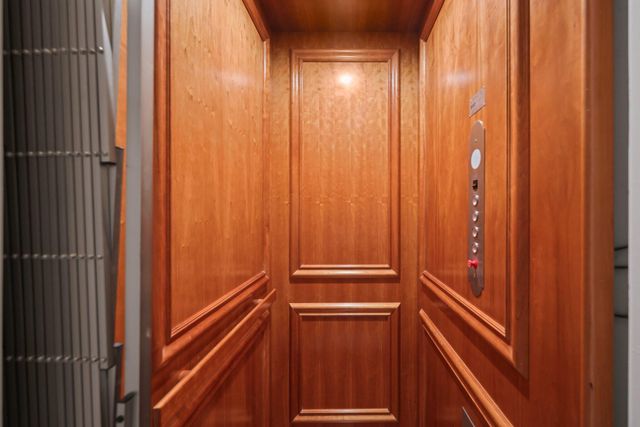 285 SE 6th Avenue O, Delray Beach, FL 33483