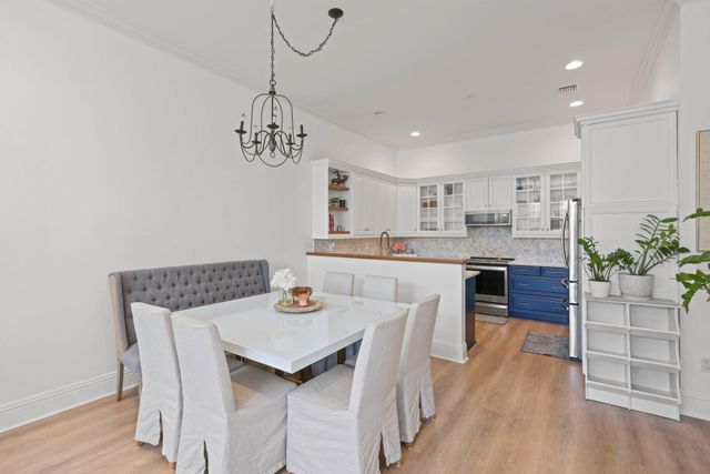 285 SE 6th Avenue O, Delray Beach, FL 33483