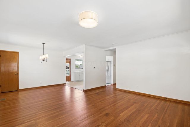 1028 Bellflower Avenue, Columbus, OH 43204