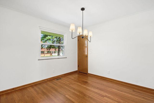 1028 Bellflower Avenue, Columbus, OH 43204