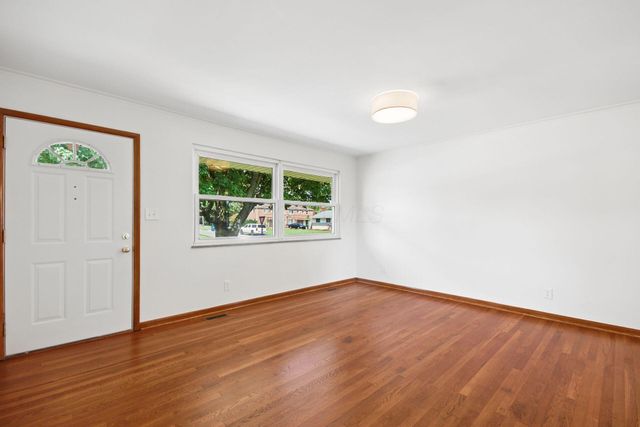 1028 Bellflower Avenue, Columbus, OH 43204