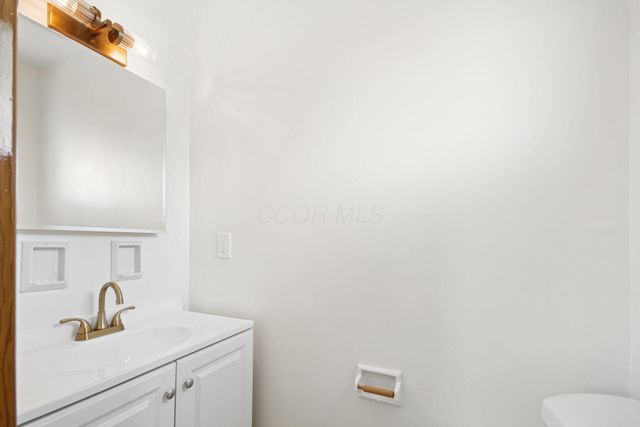 1028 Bellflower Avenue, Columbus, OH 43204