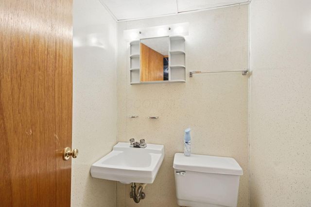 1028 Bellflower Avenue, Columbus, OH 43204