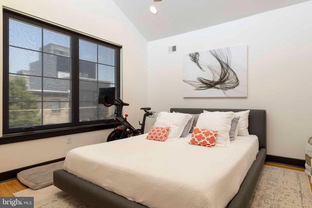 2312 E SERGEANT ST, Philadelphia, PA 19125