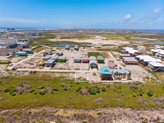 208 Flounder Dr, Port Aransas, TX 78373