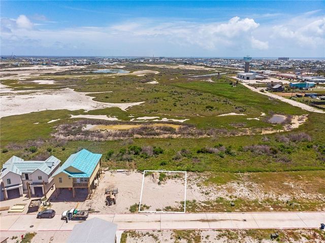 208 Flounder Dr, Port Aransas, TX 78373