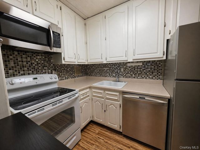 35 Park Avenue 3J, Suffern, NY 10901