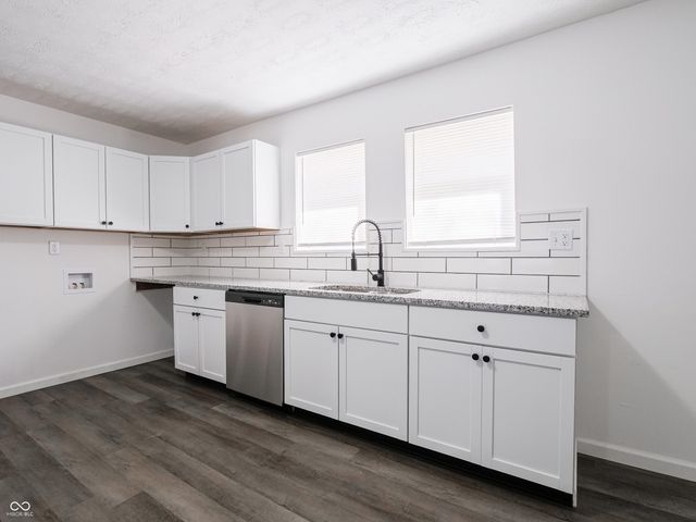 7807 E 71st Street, Indianapolis, IN 46256