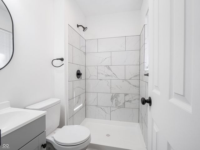 7807 E 71st Street, Indianapolis, IN 46256