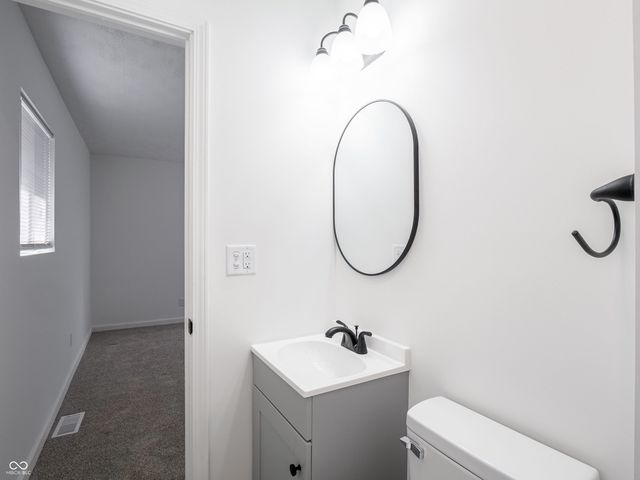 7807 E 71st Street, Indianapolis, IN 46256